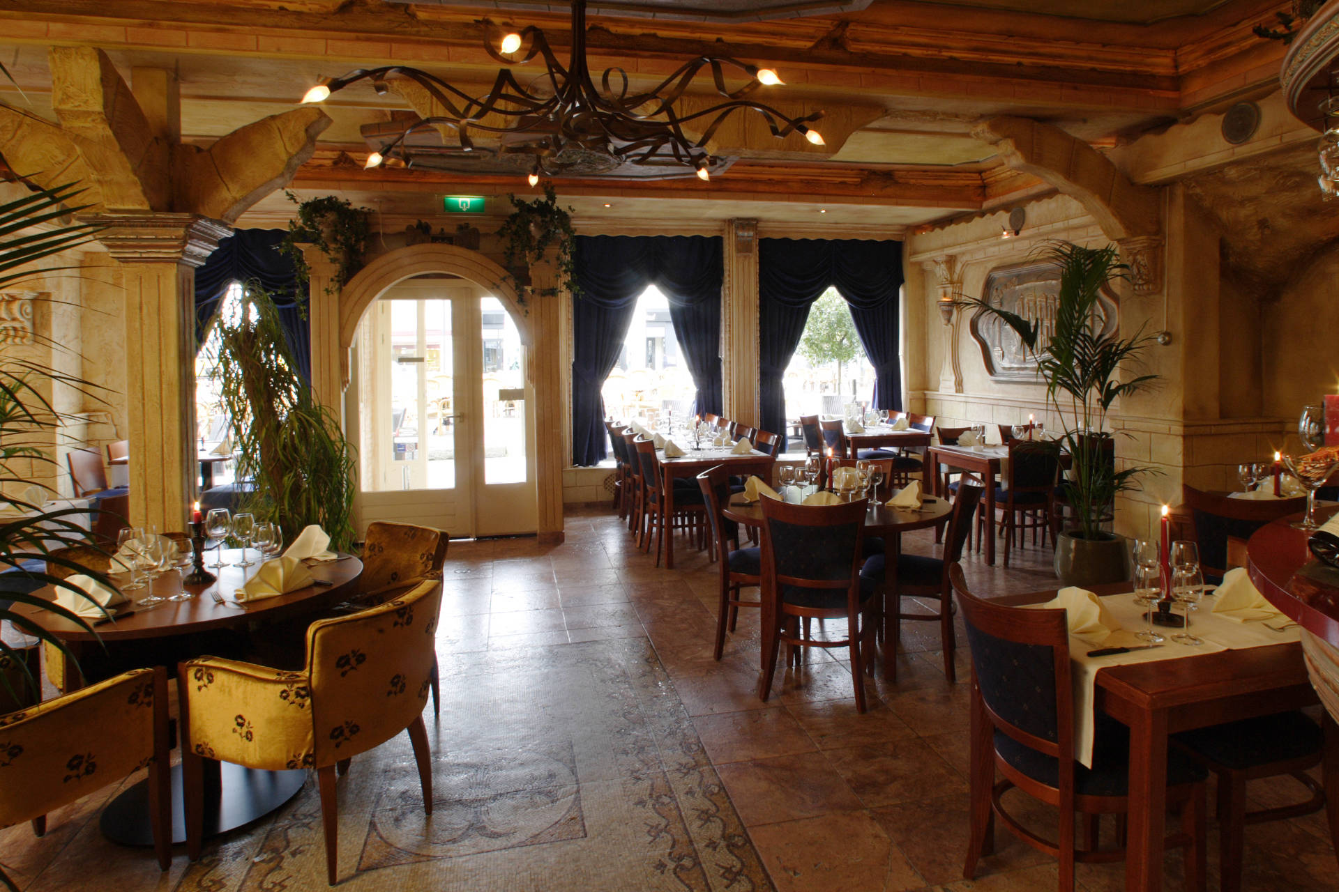 interior van efeze